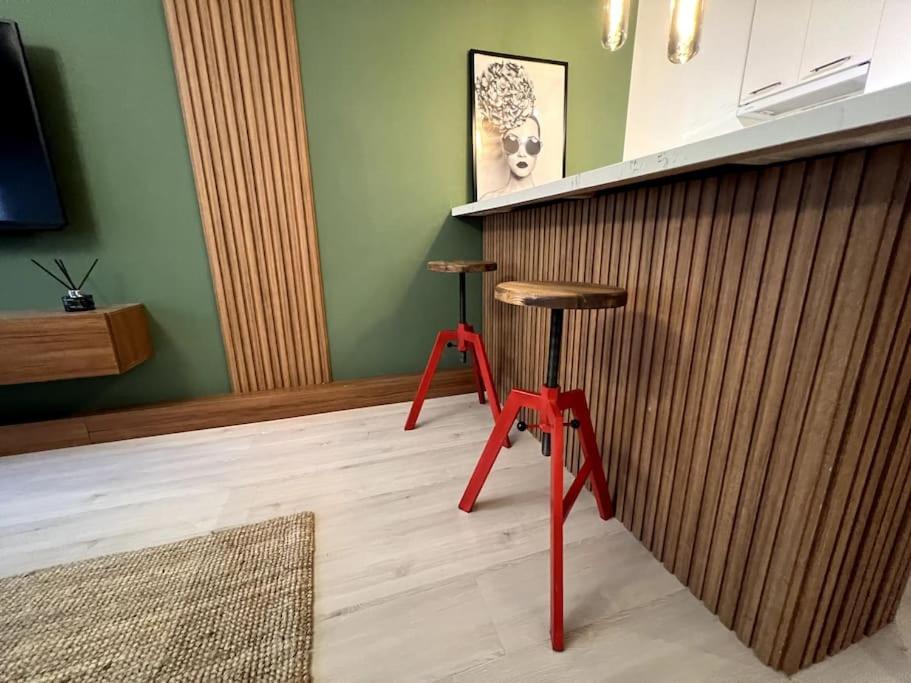 Cozy 2br Renovated 1 Min To Metro * Istanbul